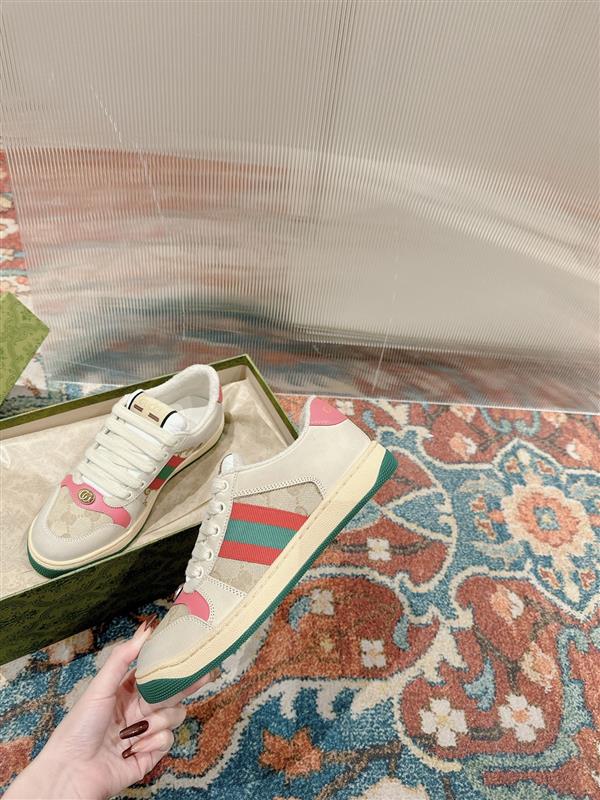 20243521352345 28011